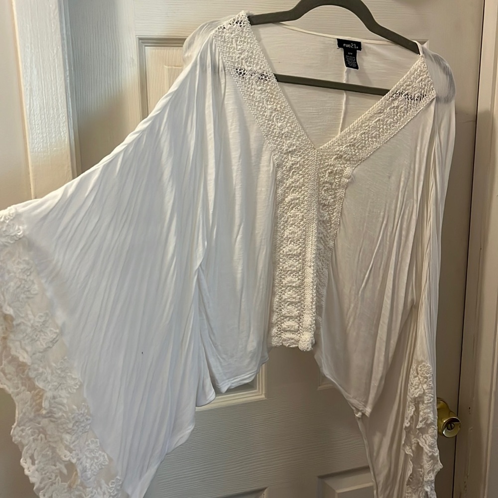 White laced blouse